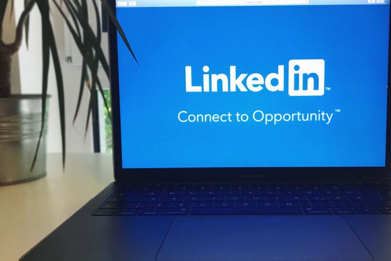 LinkedIn Além do Currículo: Como Transformar Seu Perfil em Ímã de Oportunidades